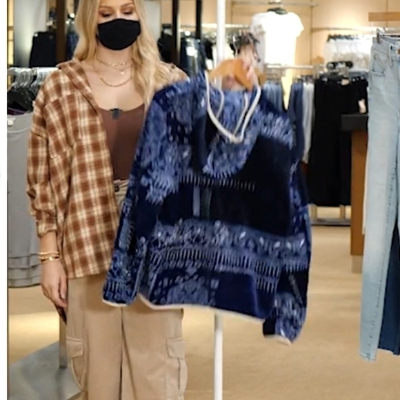 Nordstrom BP Faux Shearling Plush Fleece Blue Bandana Paisley Print Jacket Med - Picture 7 of 15